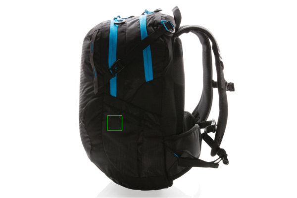 <span class='emz-highlight-title'>Digital Transfer</span> rechte Seite unten<span class='emz-xindao-selected-position'> - 40 x 40 mm - max. Farben: 4</span>