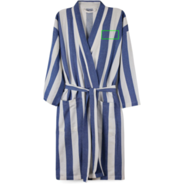 <span class='emz-highlight-title'>Gravierter Kunstlederaufnäher</span> - linke Brustseite<span class='emz-xindao-selected-position'> - 100 x 50 mm - max. Farben: 1</span>